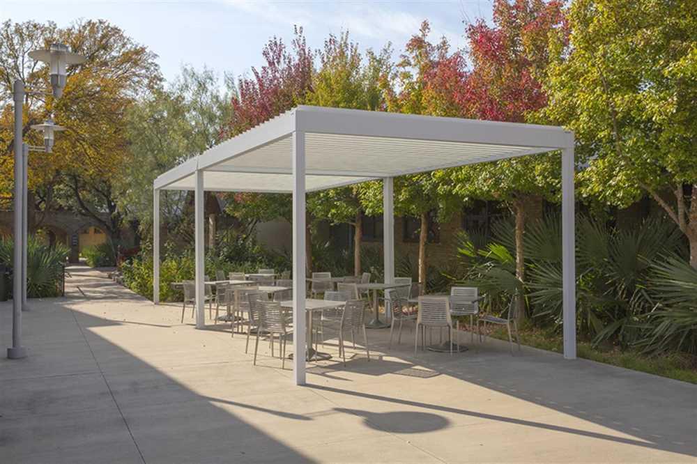 Alba Louvered Roof